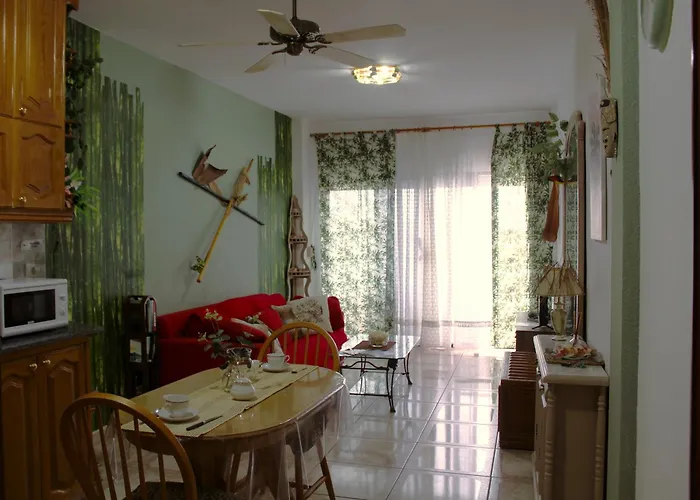 Agaete Park Tropical Style